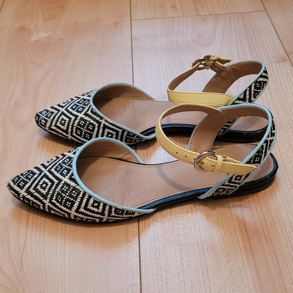 Madden Girl LovaDovia weaved flats with ankle strap Size 7 - Picture 2 of 10